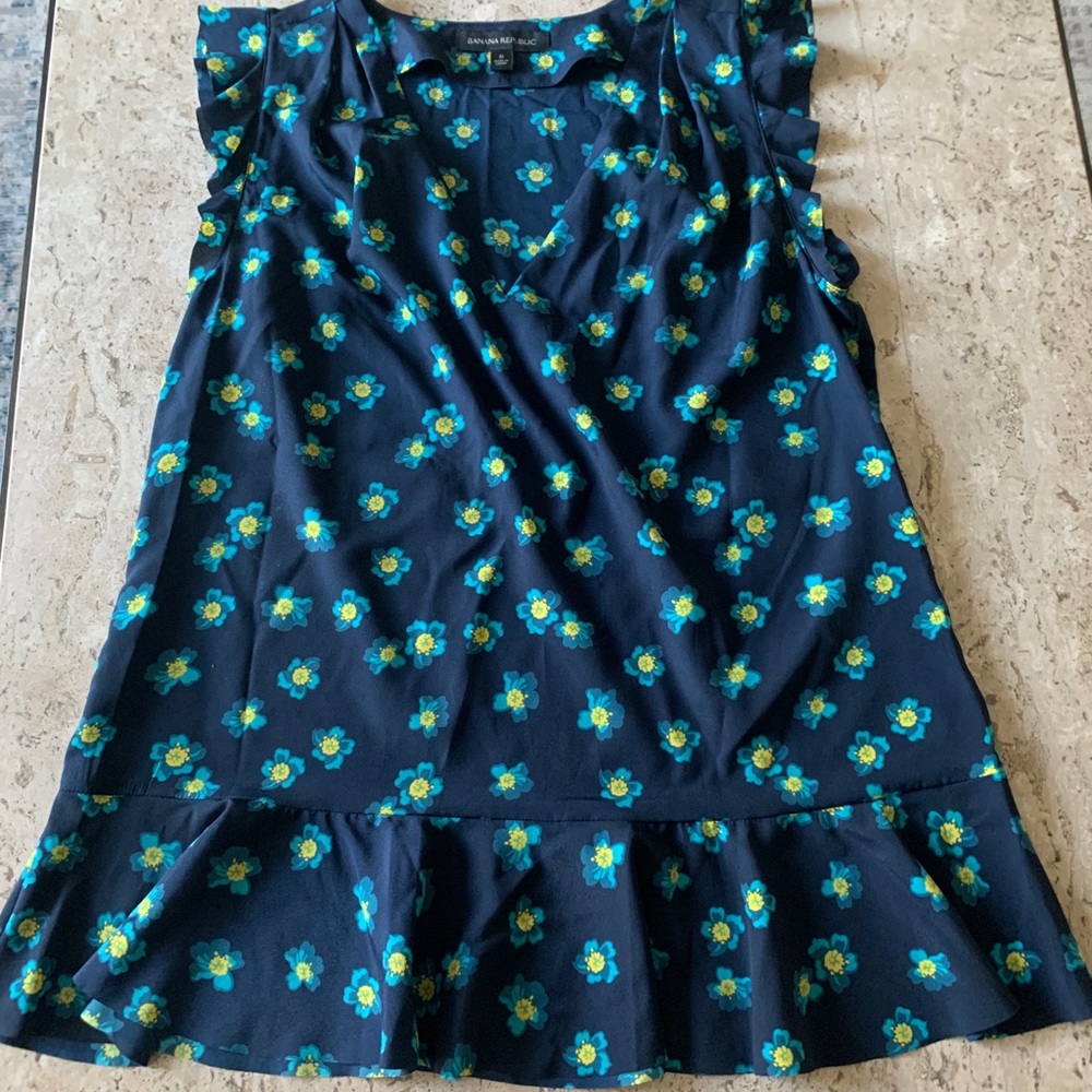 2 for $10 Banana Republic Tank Blouse